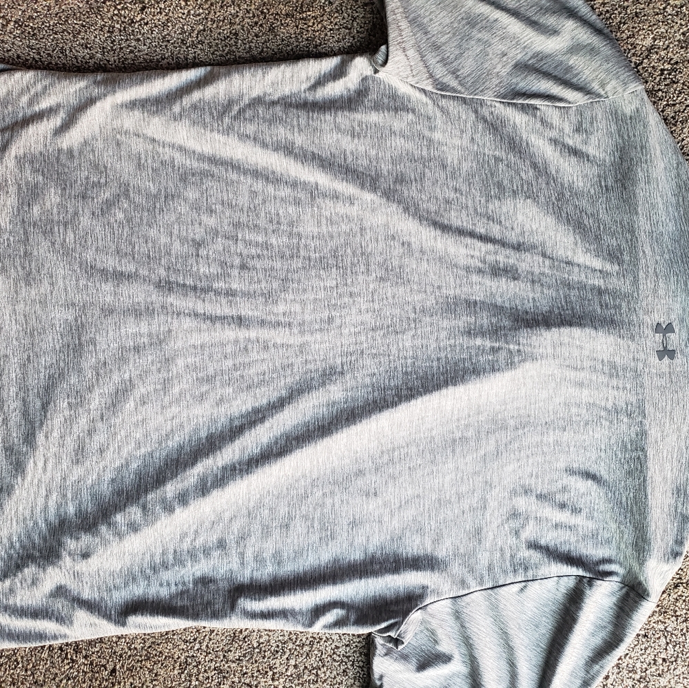 Under Armour L short sleeve polo